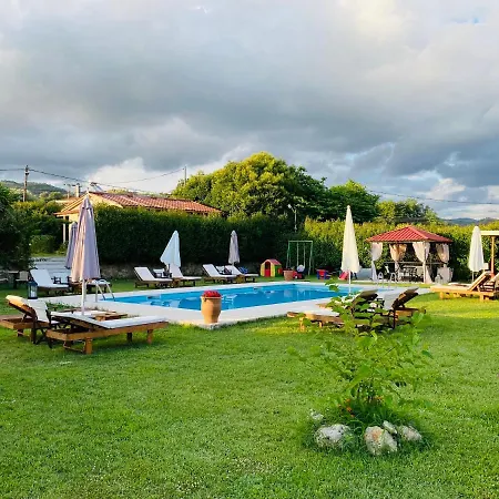 The Mansion Of Dionisos And Dimitras 5 *